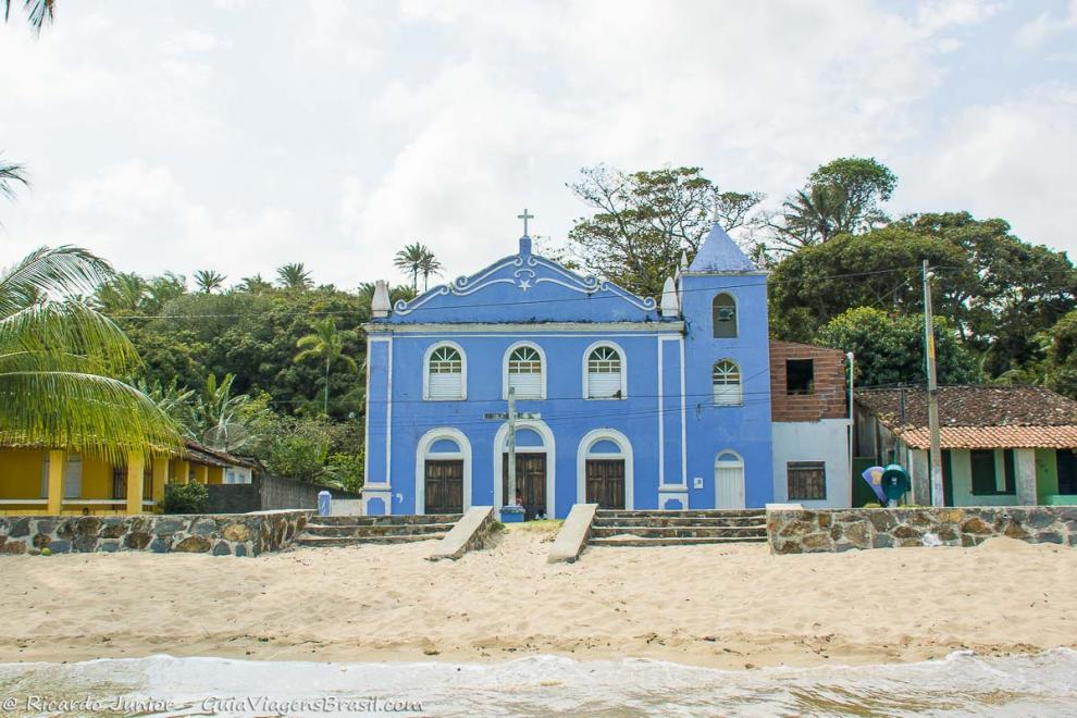 Imagem da linda igreja historica da Vila de Cova da Onça.